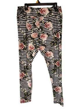 3/$20 LuLaRoe Black & White Striped Leggings with Rose Print